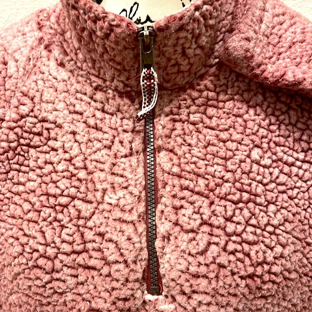 ⭐️FREE WITH VS BRA PURCHASE⭐️Cozy Sherpa Pink XXL Sweater - Picture 2 of 4